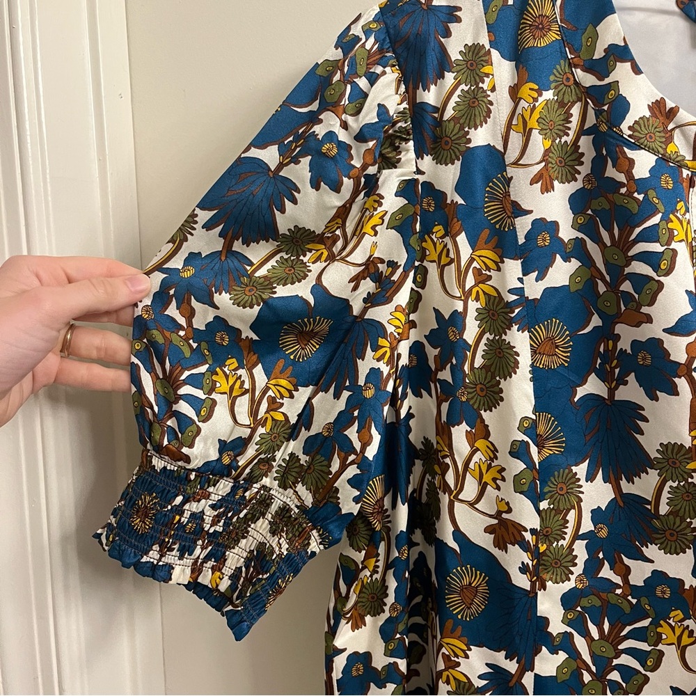 Floral Print Mini Dress - Picture 5 of 12
